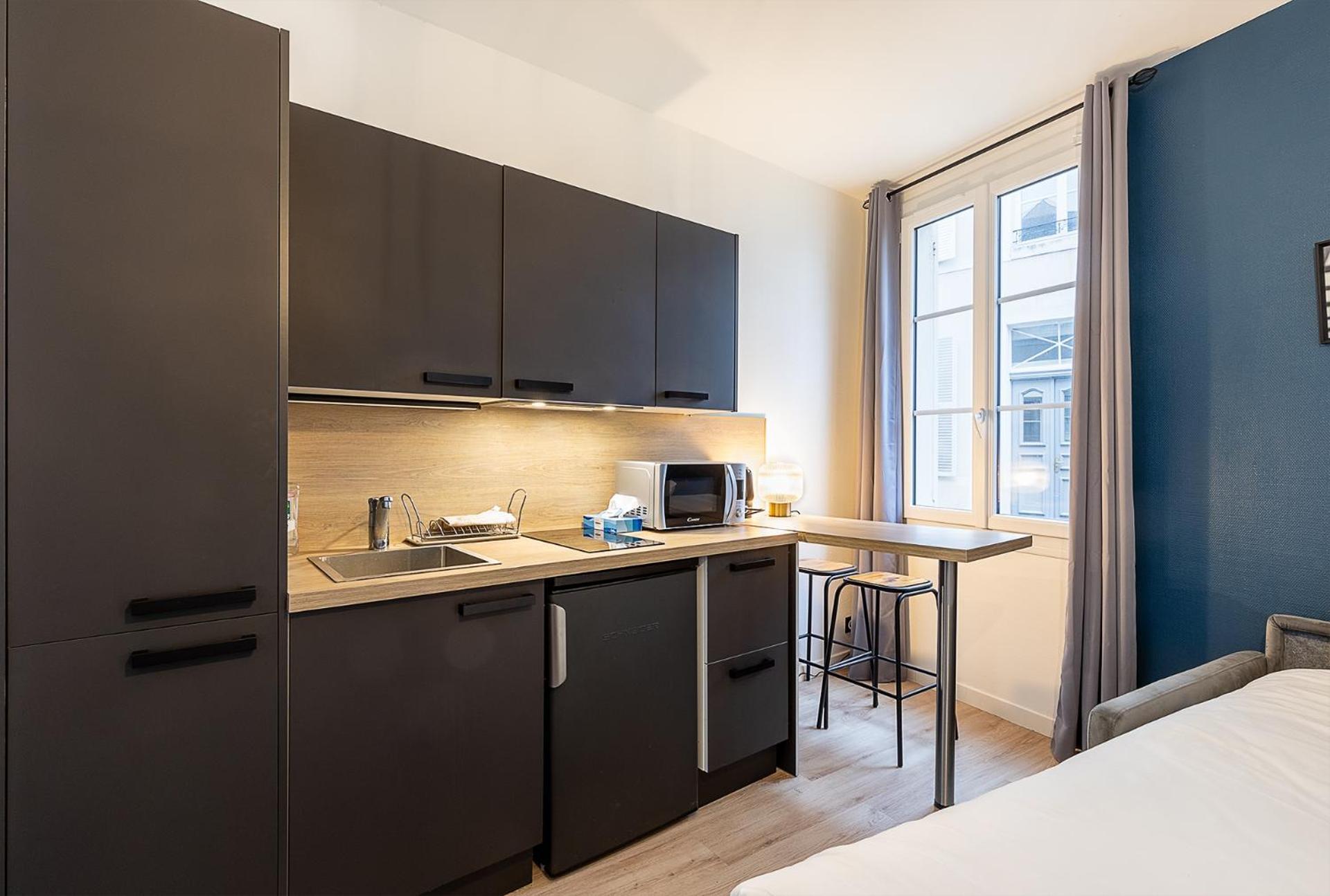Smart Inn Fontainebleau Centre- Studio エクステリア 写真