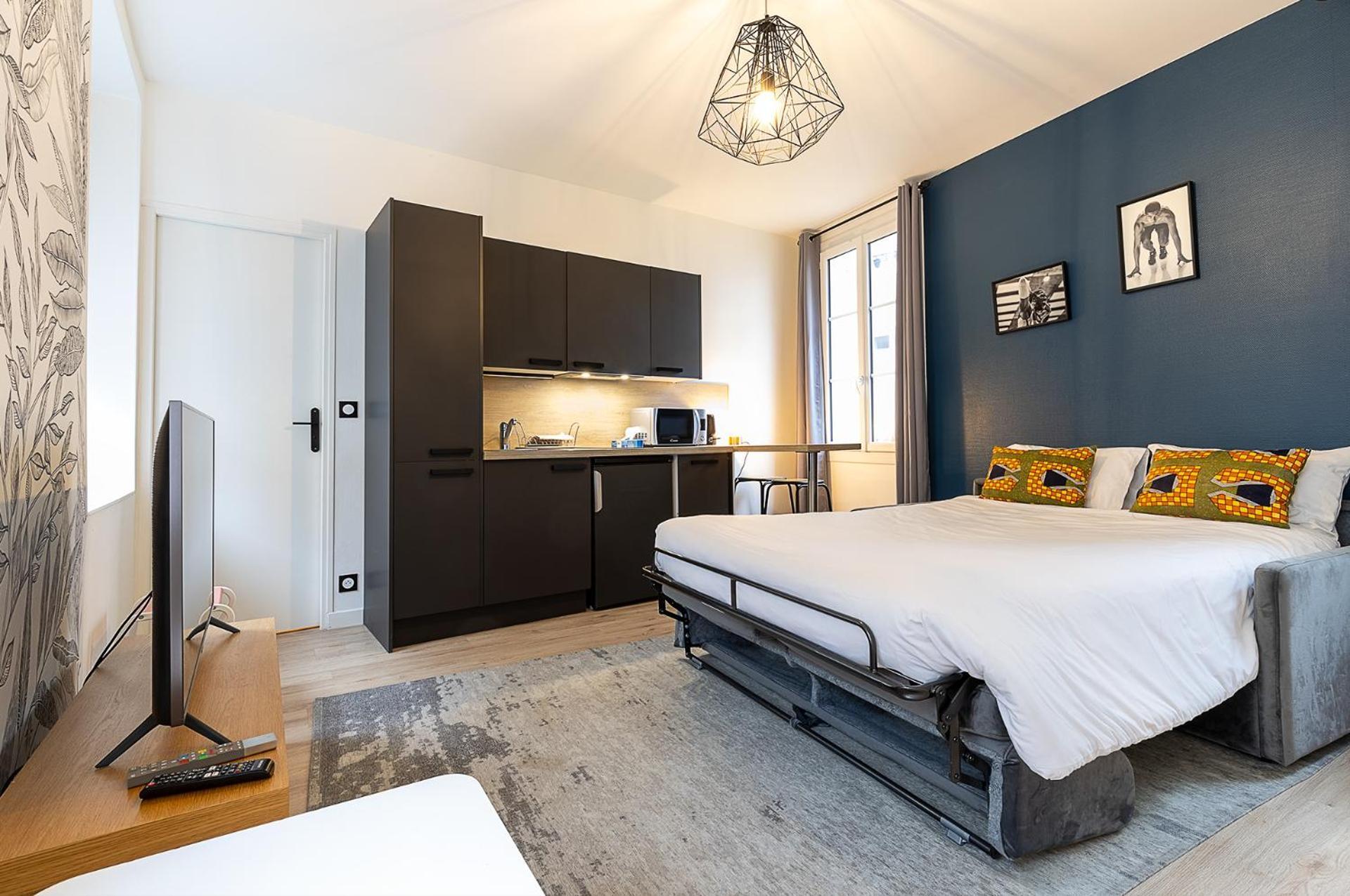 Smart Inn Fontainebleau Centre- Studio エクステリア 写真